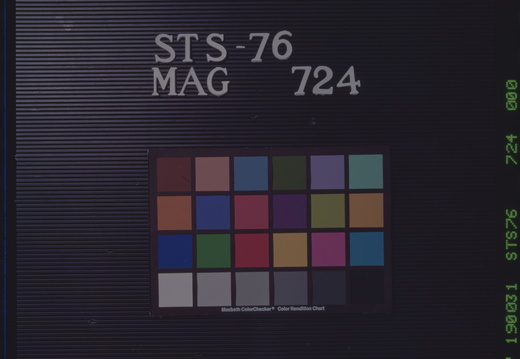 STS076-724-000