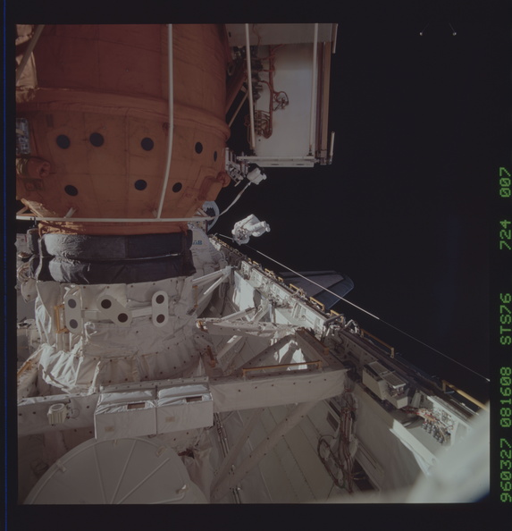 STS076-724-007.jpg
