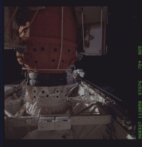STS076-724-025.jpg