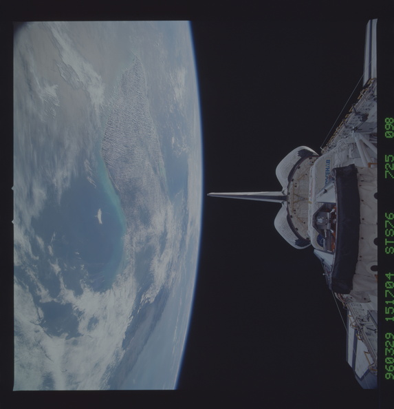 STS076-725-098.jpg