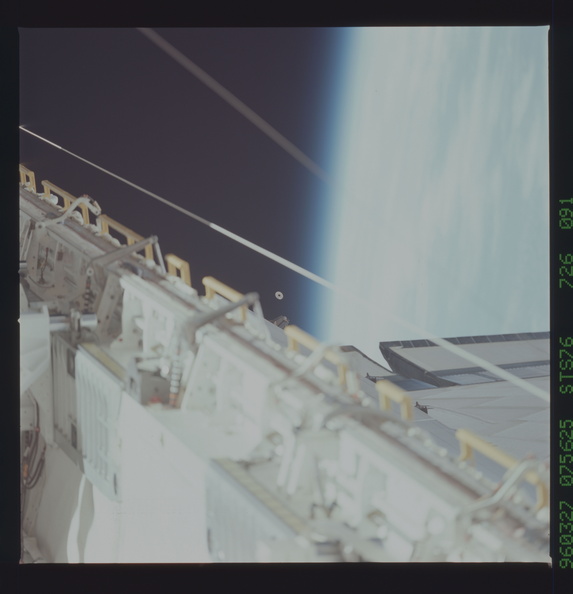 STS076-726-091.jpg