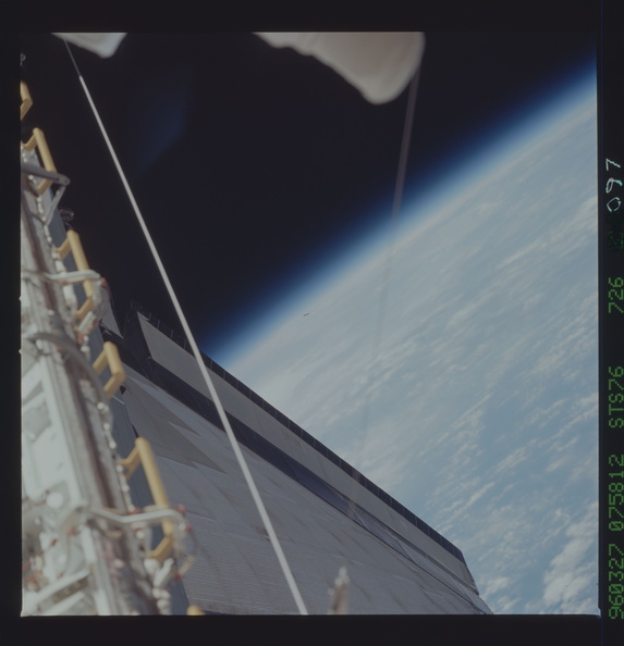 STS076-726-097.jpg