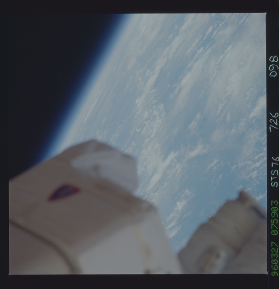 STS076-726-098.jpg