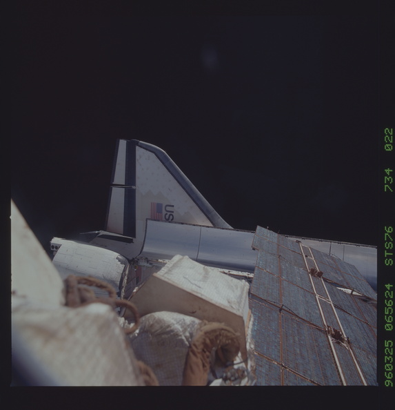 STS076-734-022.jpg
