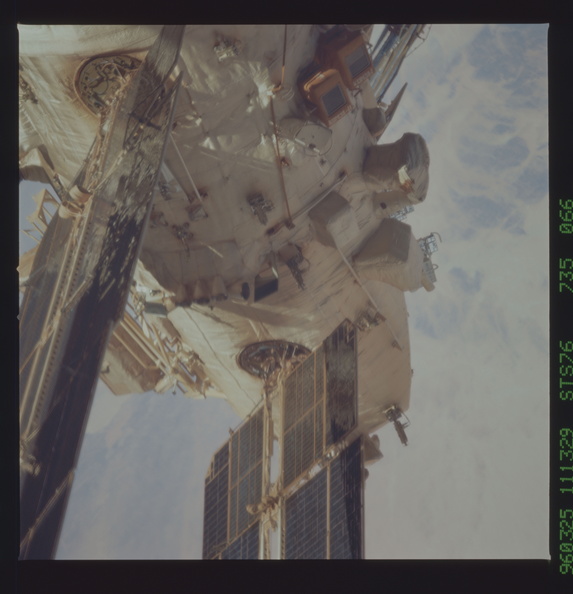STS076-735-066.jpg
