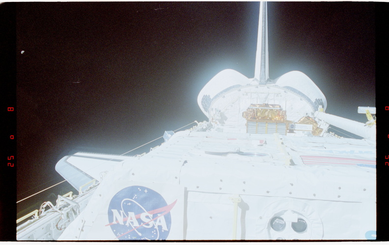 STS077-367-004.jpg