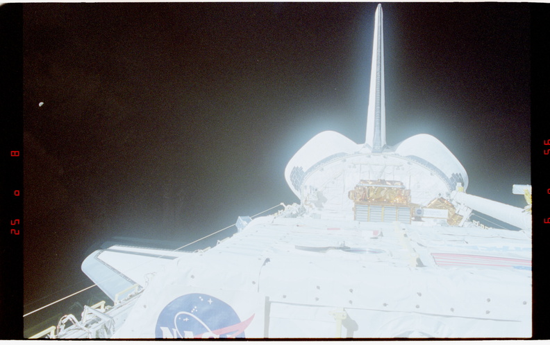 STS077-367-005.jpg