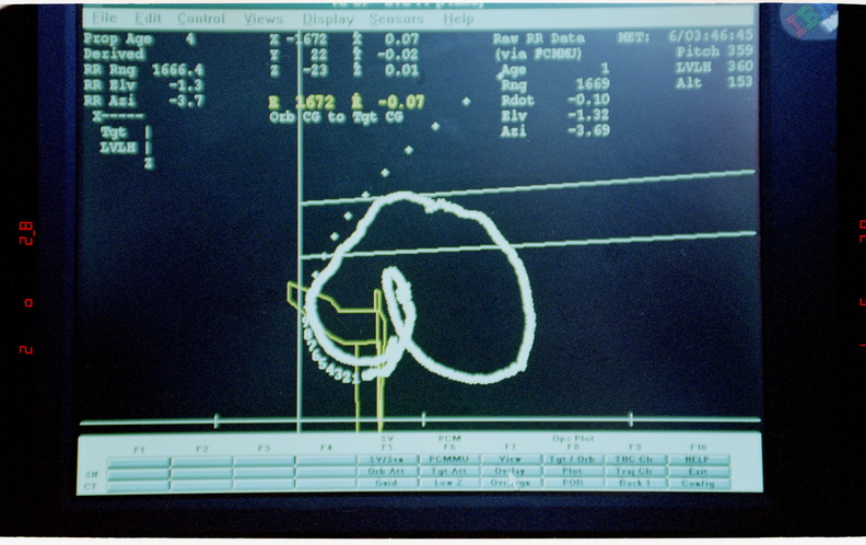 STS077-370-017.jpg