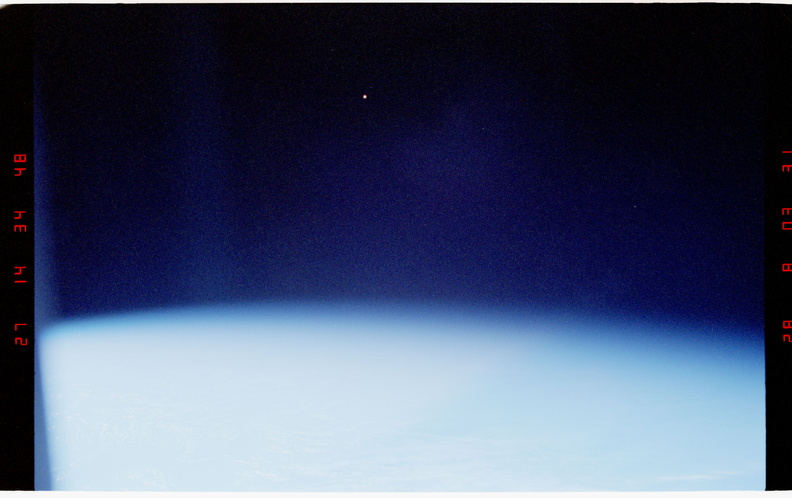 STS077-374-032.jpg