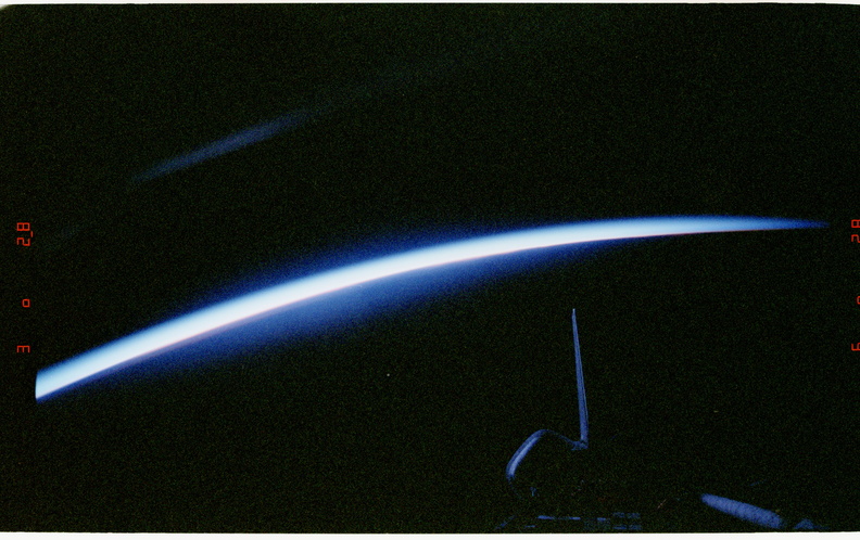 STS077-386-023.jpg