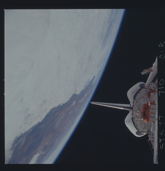 STS077-710-018.jpg
