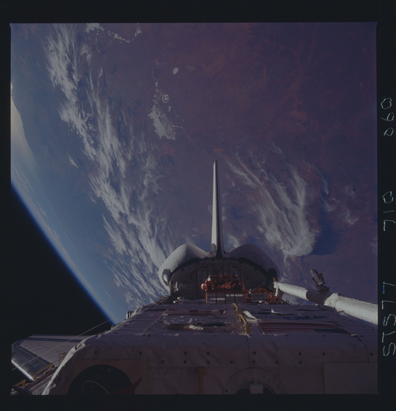 STS077-710-060.jpg