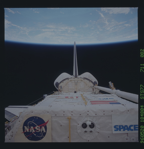 STS077-711-082.jpg