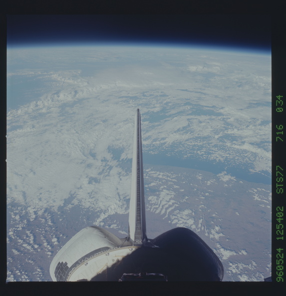 STS077-716-034.jpg