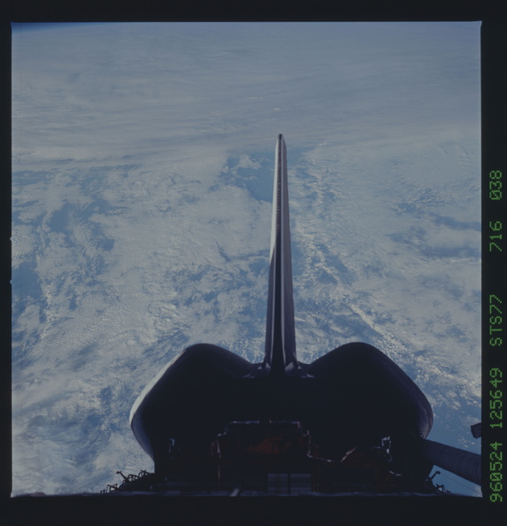 STS077-716-038.jpg