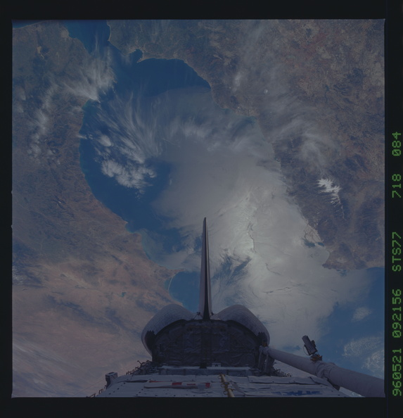 STS077-718-084.jpg
