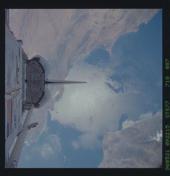 STS077-718-087.jpg