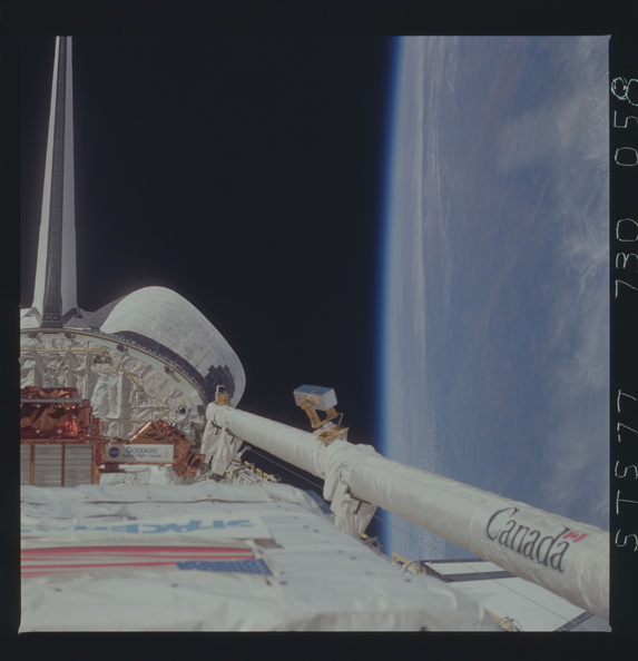 STS077-730-058.jpg