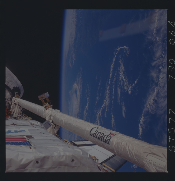 STS077-730-064.jpg
