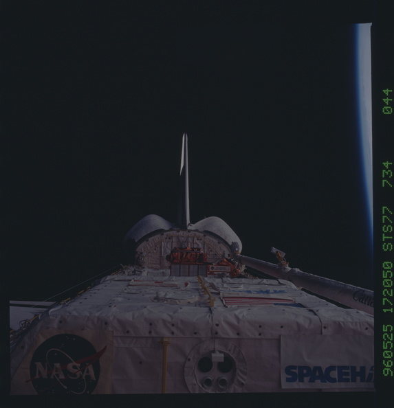 STS077-734-044.jpg