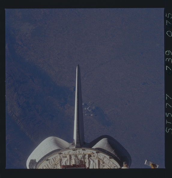 STS077-739-075.jpg