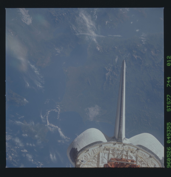 STS077-744-012.jpg
