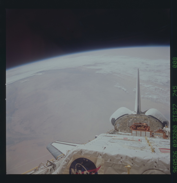STS077-745-008.jpg