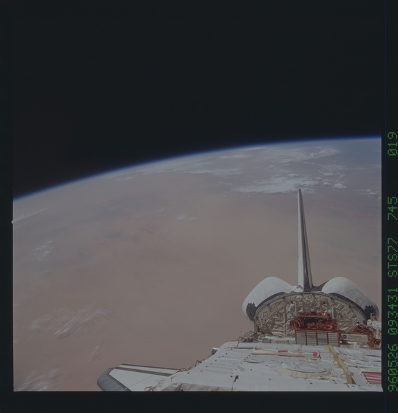STS077-745-019.jpg