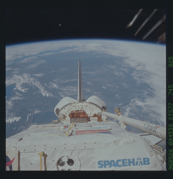 STS077-745-025.jpg