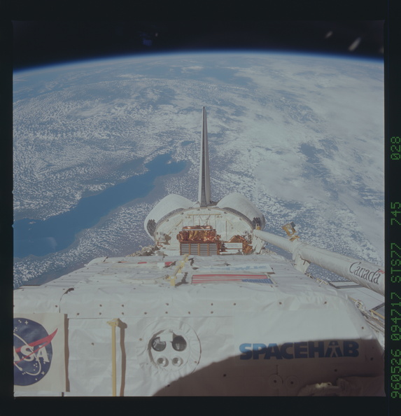 STS077-745-028.jpg