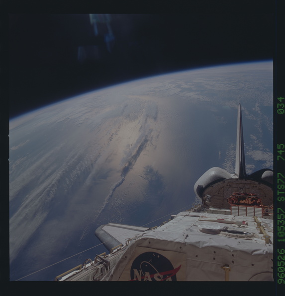 STS077-745-034.jpg