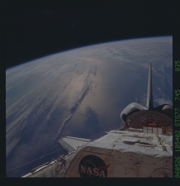 STS077-745-035.jpg