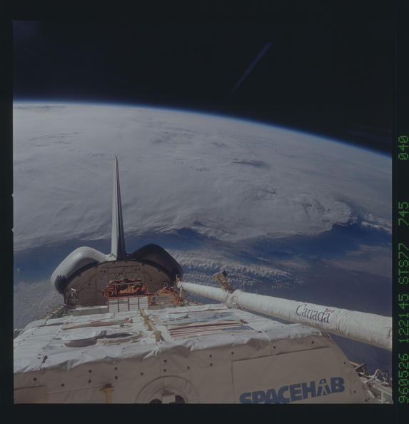 STS077-745-040.jpg