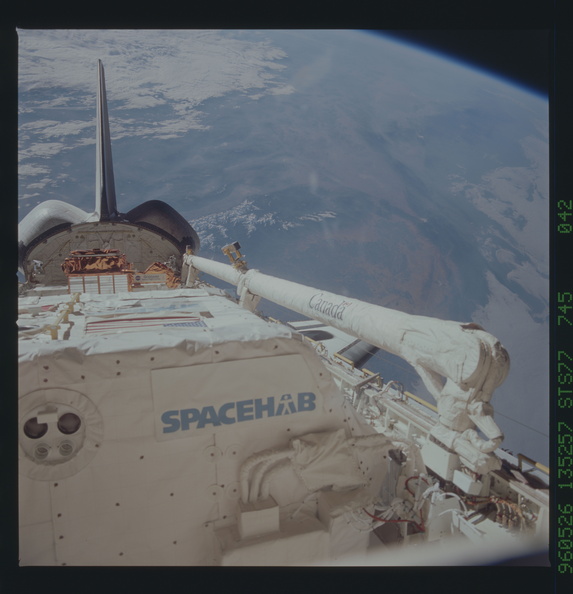 STS077-745-042.jpg