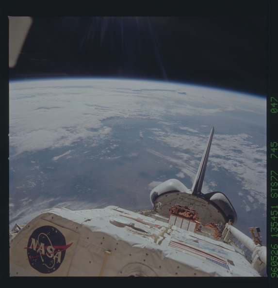 STS077-745-047.jpg