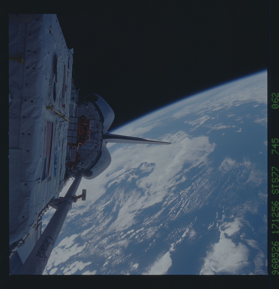 STS077-745-062.jpg