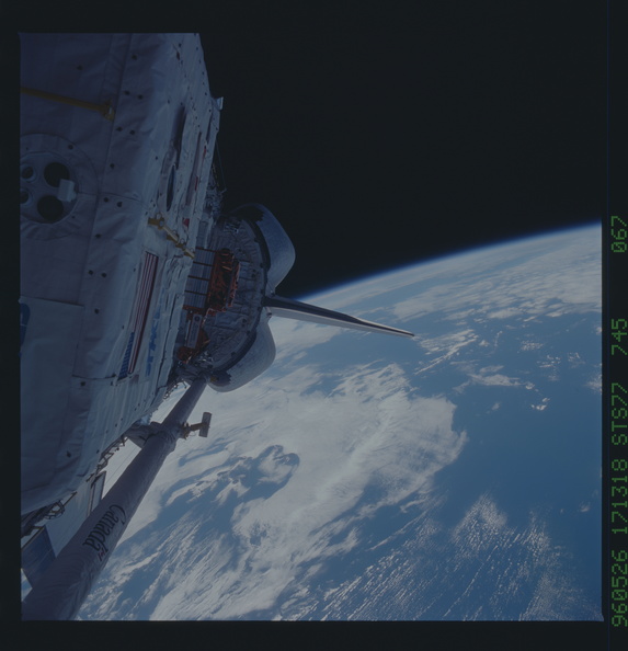 STS077-745-067.jpg