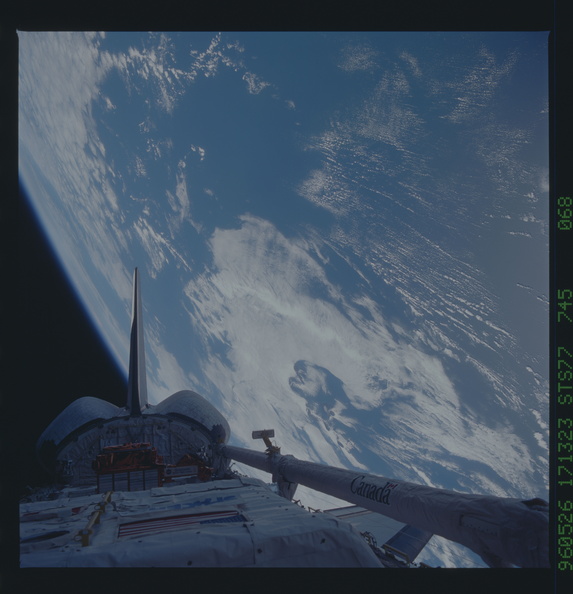 STS077-745-068.jpg