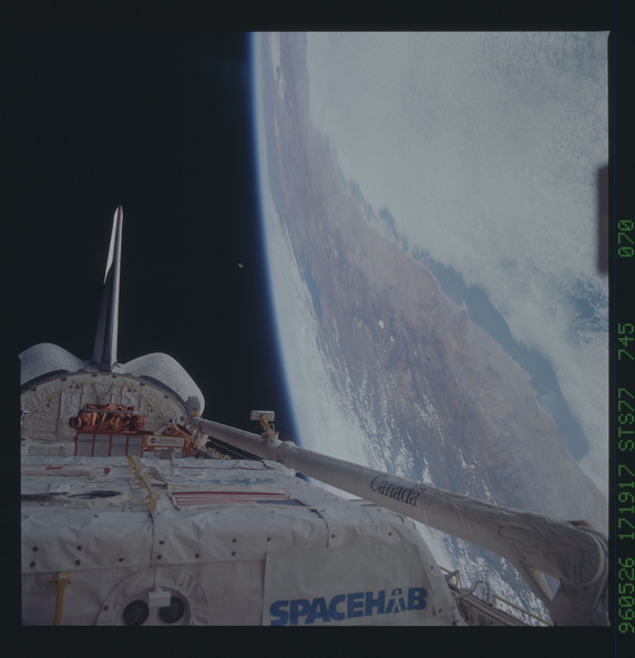 STS077-745-070.jpg
