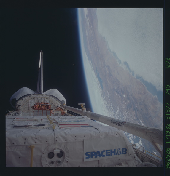 STS077-745-072.jpg