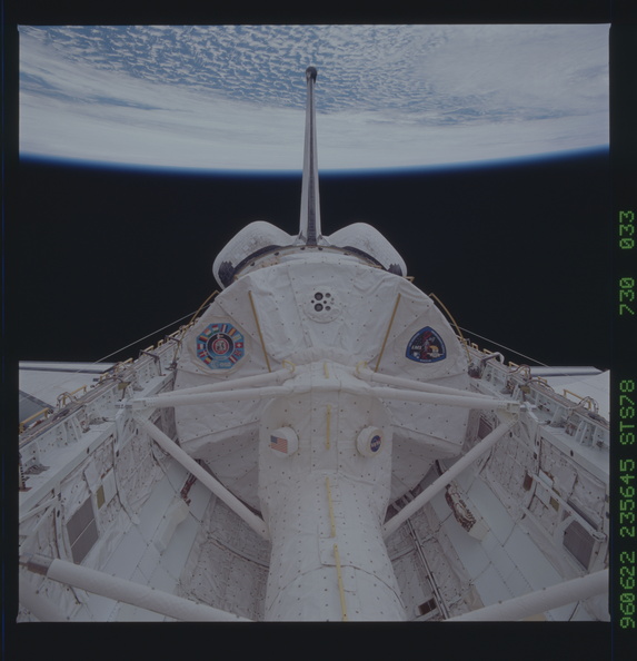 STS078-730-033.jpg