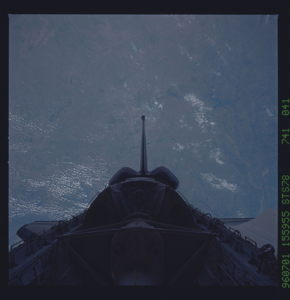 STS078-741-041.jpg
