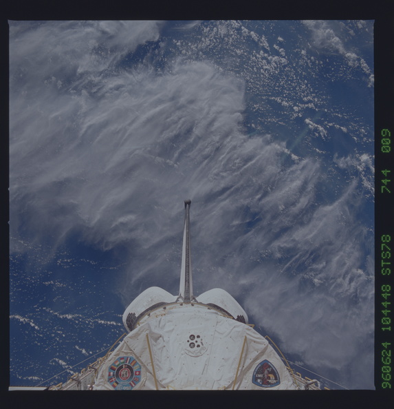 STS078-744-009.jpg