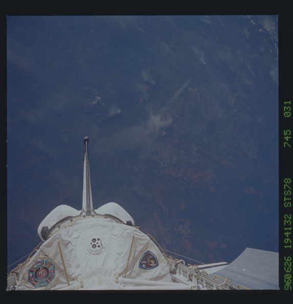 STS078-745-031.jpg