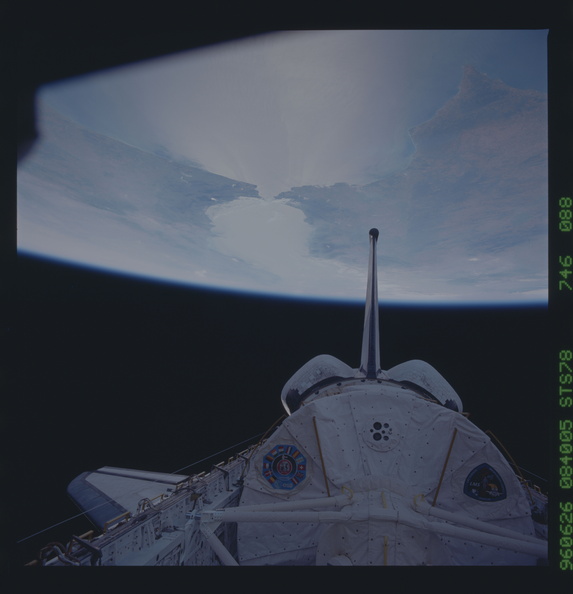 STS078-746-088.jpg