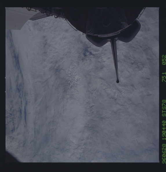 STS078-751-052.jpg
