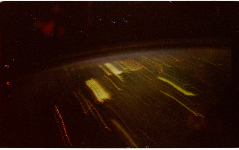 STS079-323-017.jpg