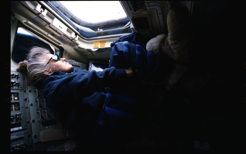 STS079-326-018.jpg