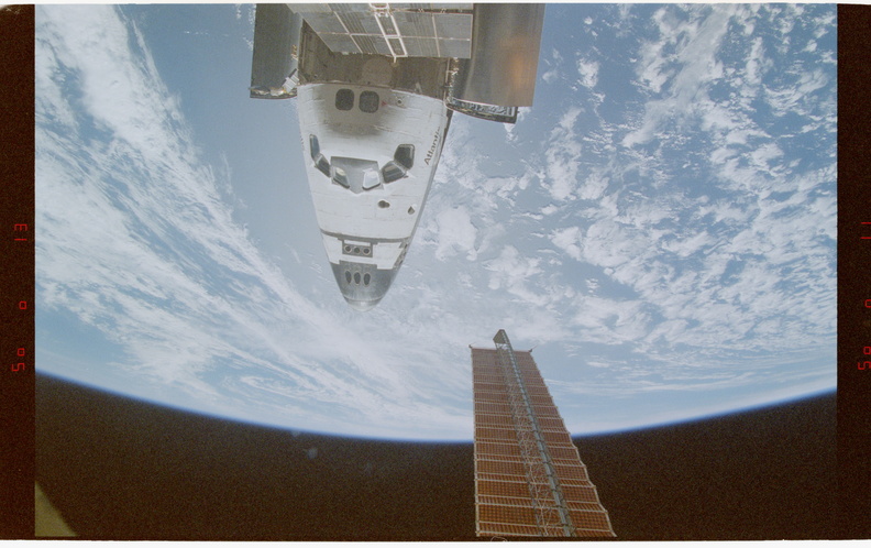 STS079-334-016.jpg