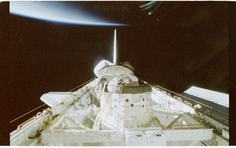 STS079-341-001.jpg